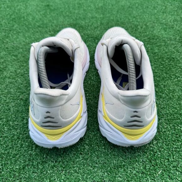 HOKA ONE ONE CLIFTON 8 - Women’s Running Shoes - SIZE 9.5B - Picture 4 of 10